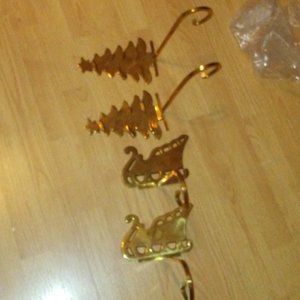 (FOUR) Christmas stocking holders